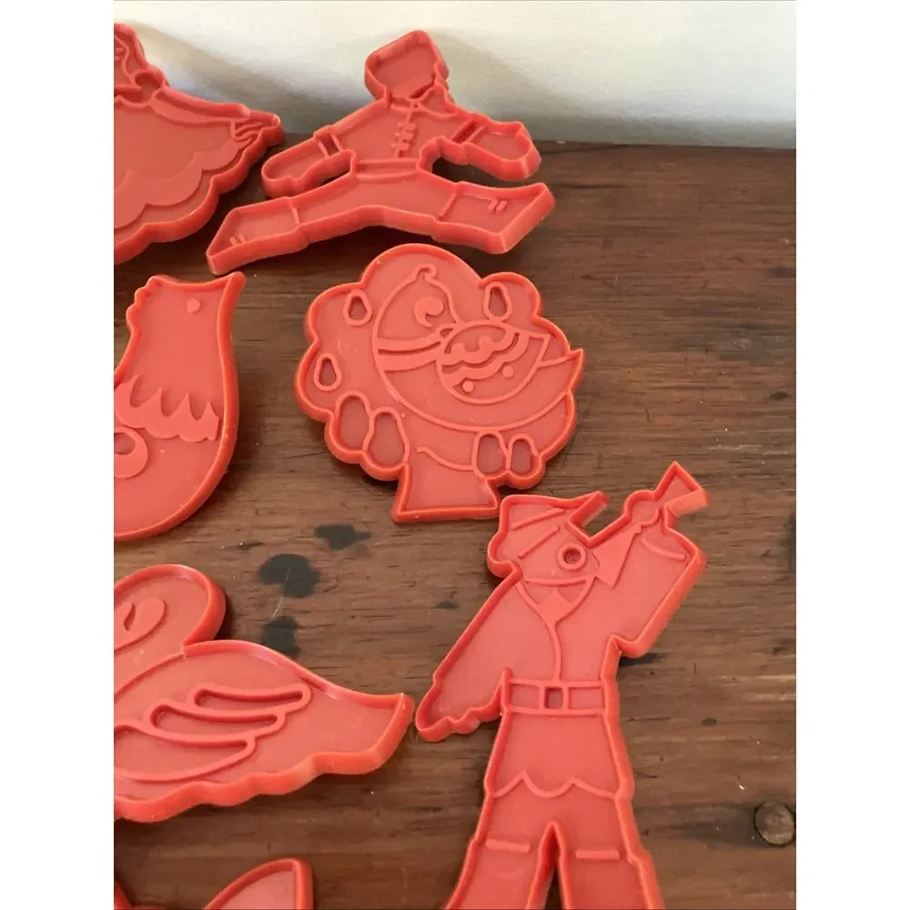 Vtg 1978 Chilton Twelve Days of Christmas Incomplete Set of 10 Cookie Cutters